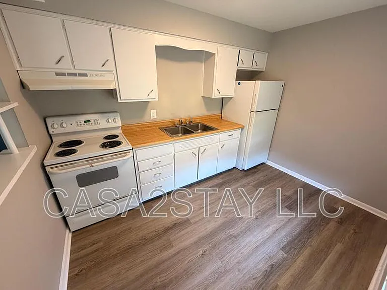 1730 Tempest Way #14 — Photo 1