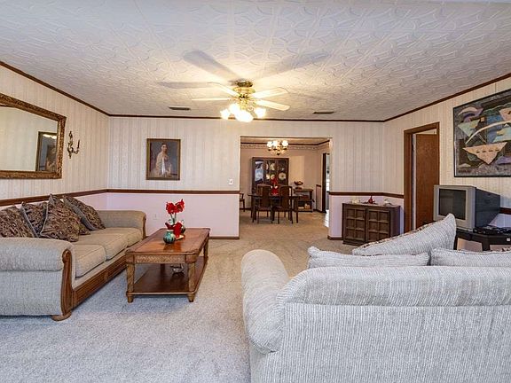 5th image of 3709 Ashland Ave
