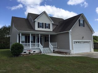 701 Mandolin Ln, Newport, NC 28570