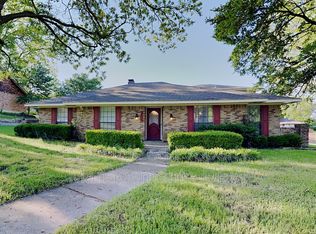 205 Woodpark Ln, Rockwall, TX 75087