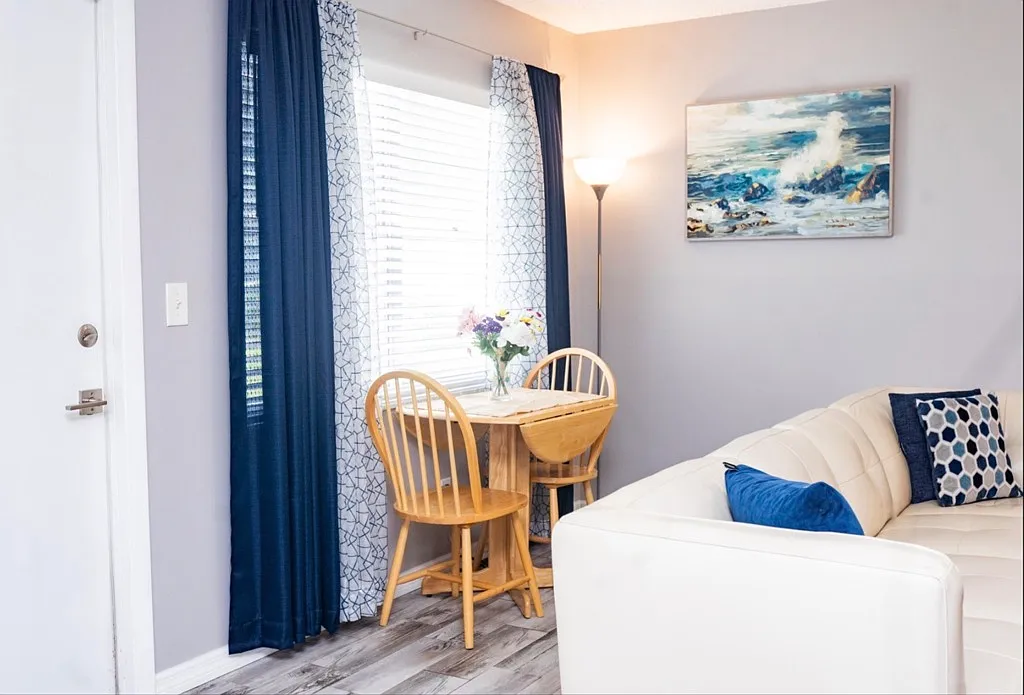 Charming 1BR 2BA Condo with 750 Sq Ft in Vero Beach — Photo 4