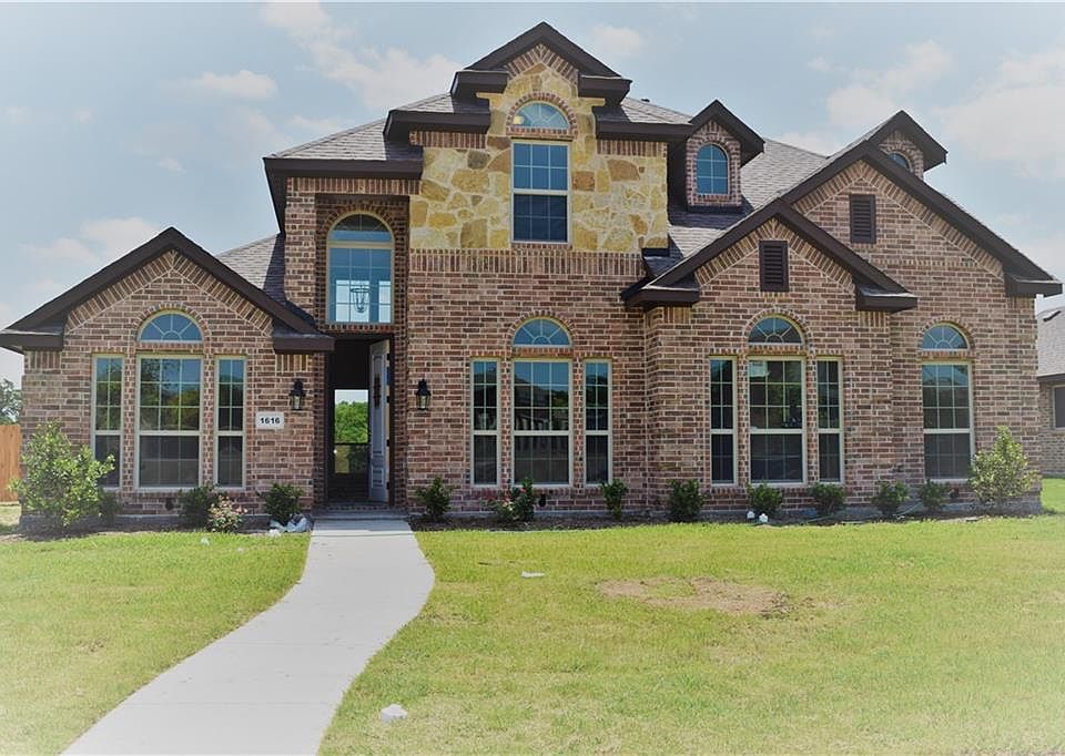 2nd image of 1616 Chacon Canyon Dr
