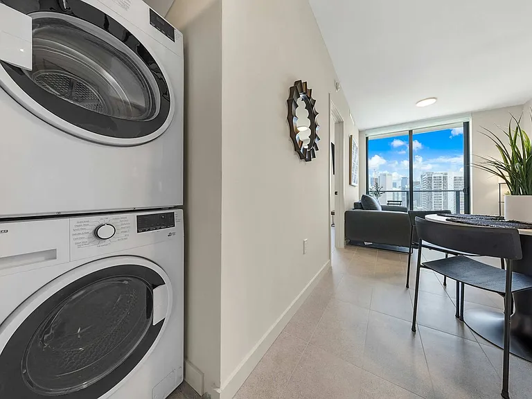 Washer/Dryer