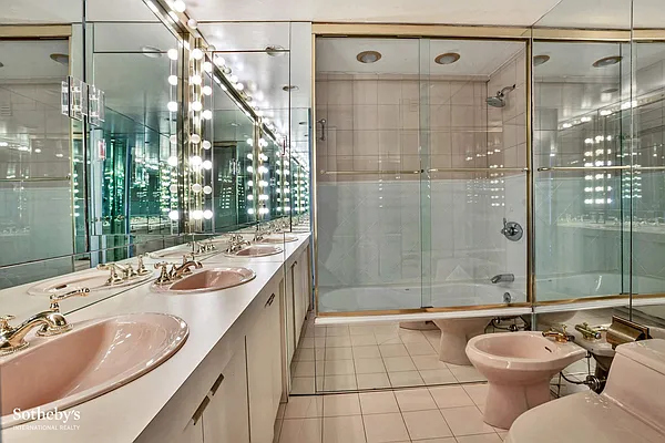 Sold by Sotheby's International Realty | media 15