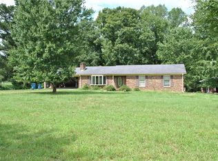 7453 Danford Rd, Burlington, NC 27215