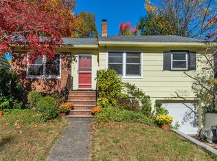 14 Stephen St, Montclair, NJ 07042