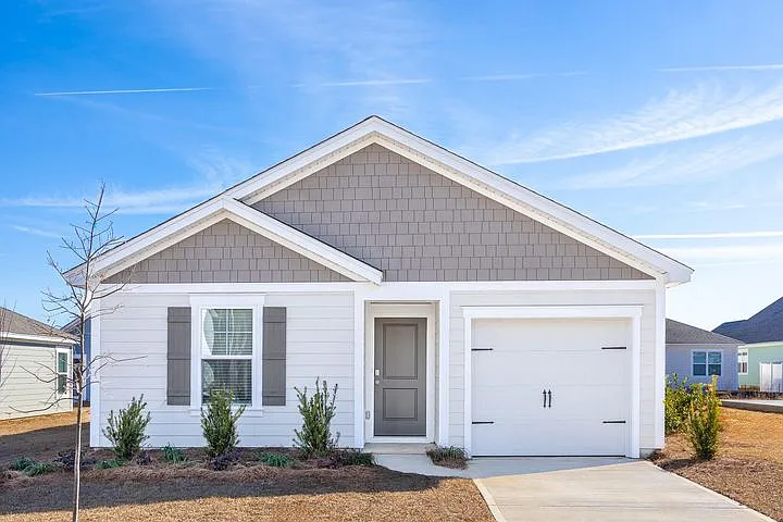 135 Congaree Ct — Photo 1