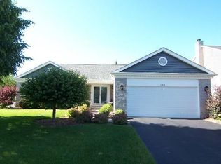 739 Laurel Ln, Cary, IL 60013