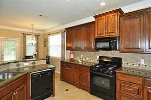 14107 Spring Mountain Ln — Photo 8