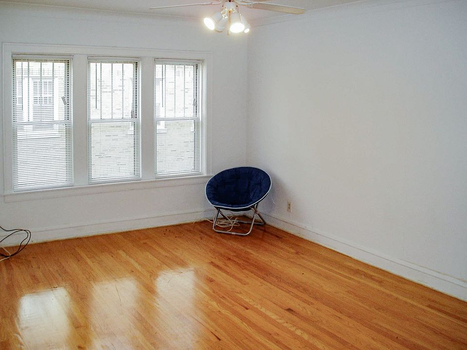 1st image of 4817 1/2 N Wolcott Ave #2B