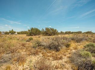 7325 Mesa Vista Dr, Oak Hills, CA 92344