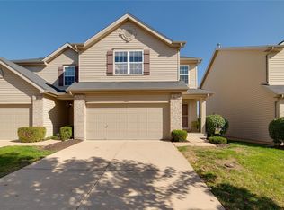 512 Country Circle Dr, Lake Saint Louis, MO