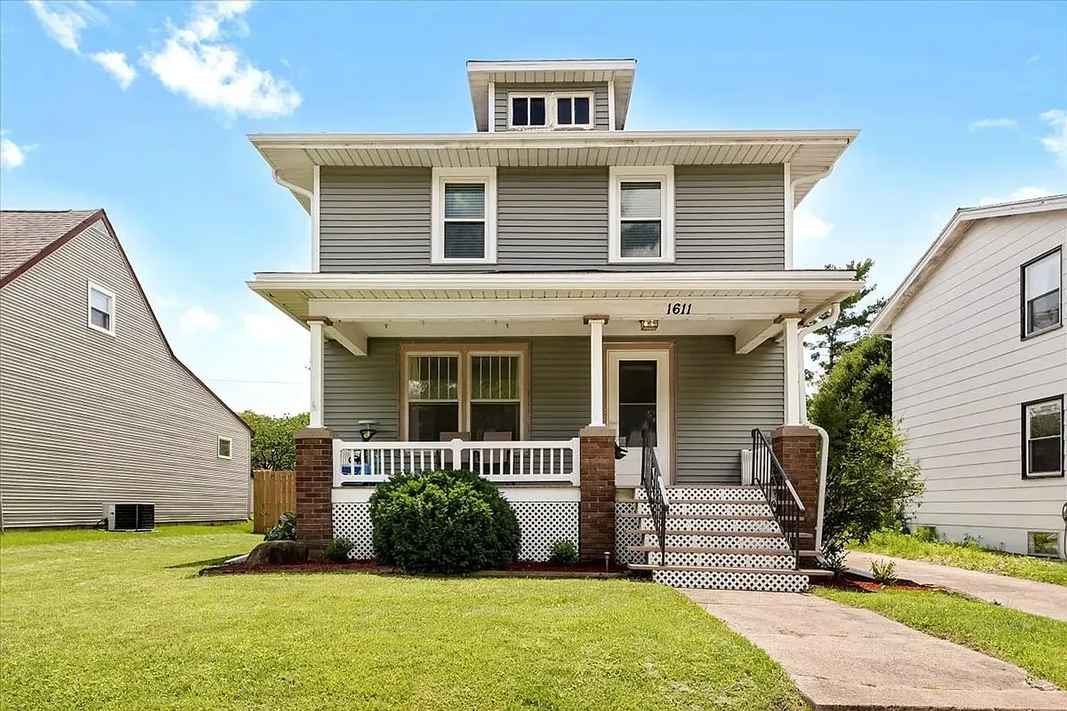 1611 W Park Ave photo 1