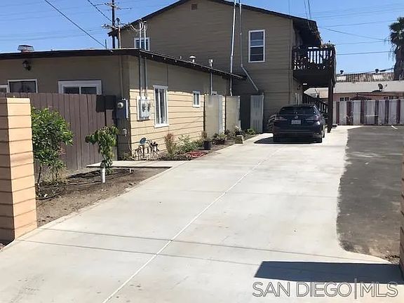 3rd image of 9 S Hensley St