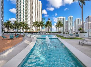 90 SW 3rd St APT 1705, Miami, FL 33130