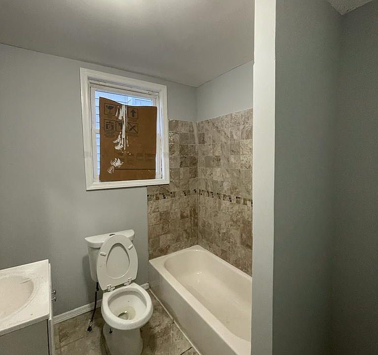 1st image of 766 S 12th St #1