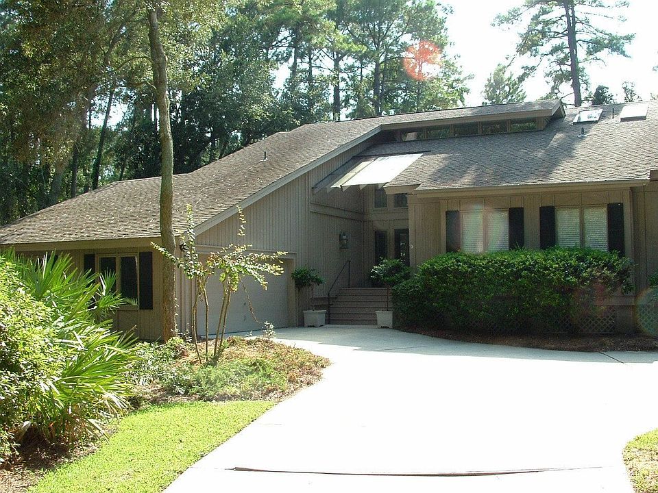 1st image of 4 Bolen Hall Ln