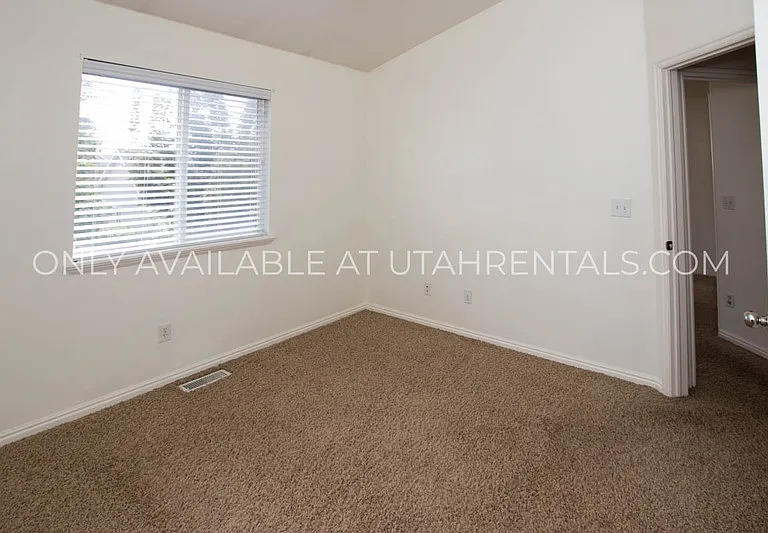 3111 W Davencourt Loop — Photo 31