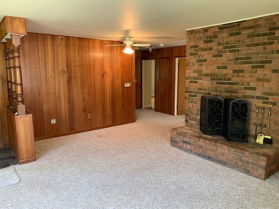 4th image of 311 Hiawatha St