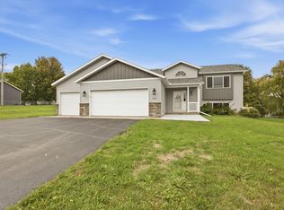 1801 Eastern Star Loop, Sauk Rapids, MN 56379