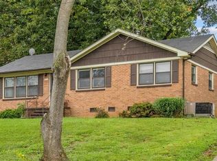 2406 New Orleans St, Greensboro, NC 27406