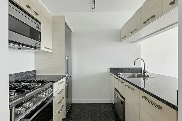 Rented by The Dermot Realty Management Company | media 3
