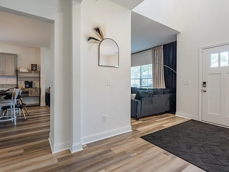 158 Legacy Ln — Photo 3