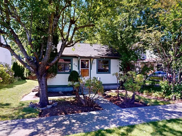219 S 10th Street, Mount Vernon, WA 98274