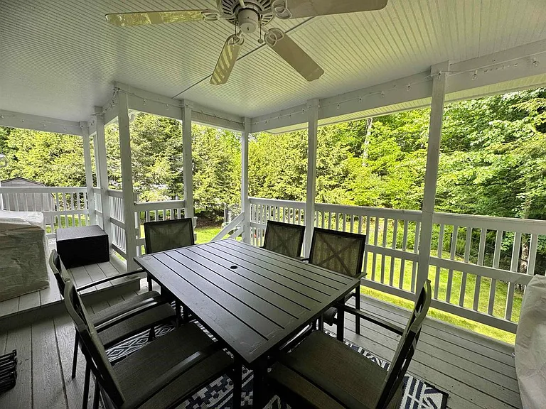 44 Stowell Rd — Photo 25