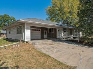 103 Wayne St, Humeston, IA 50123