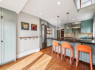 1066 Bayview Ave, Oakland, CA
