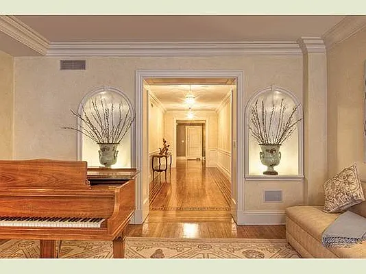 Sold by Stribling | media 6