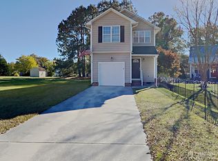 313 Santee Cir, Fuquay Varina, NC 27526