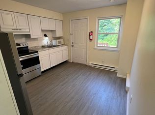 62 King Cole Rd APT 12, Hamburg, NJ 07419