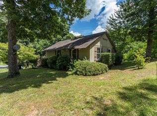 275 Village Rd, Murphy, NC 28906