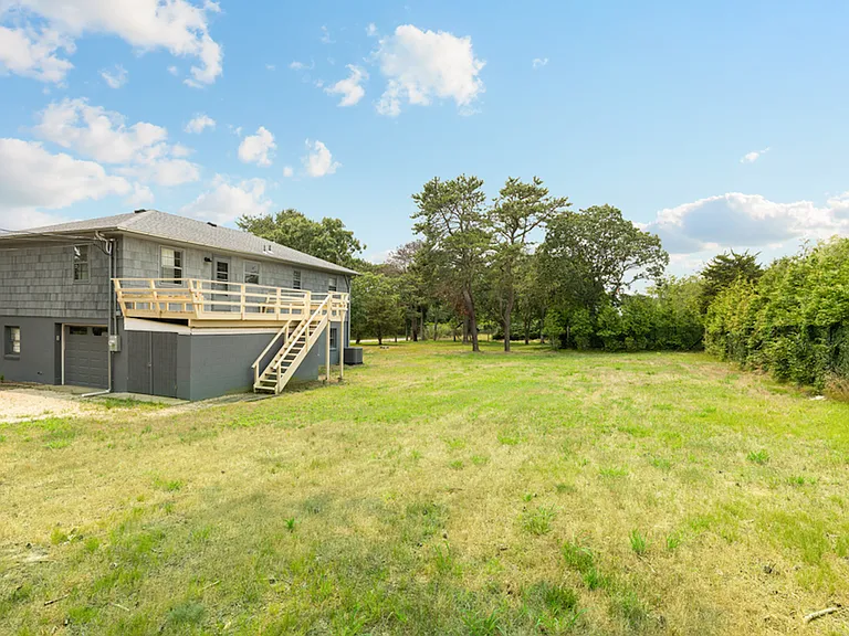Middle Pond Rd — Photo 15