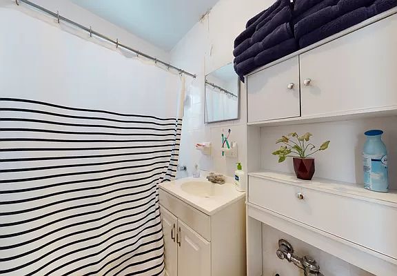 5th image of 21-45 28th St #C4