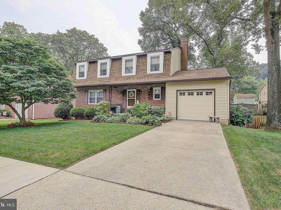 1st image of 541 E Benforest Dr