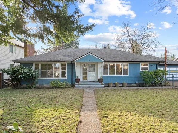 12712 SE Bush St, Portland, OR 97236