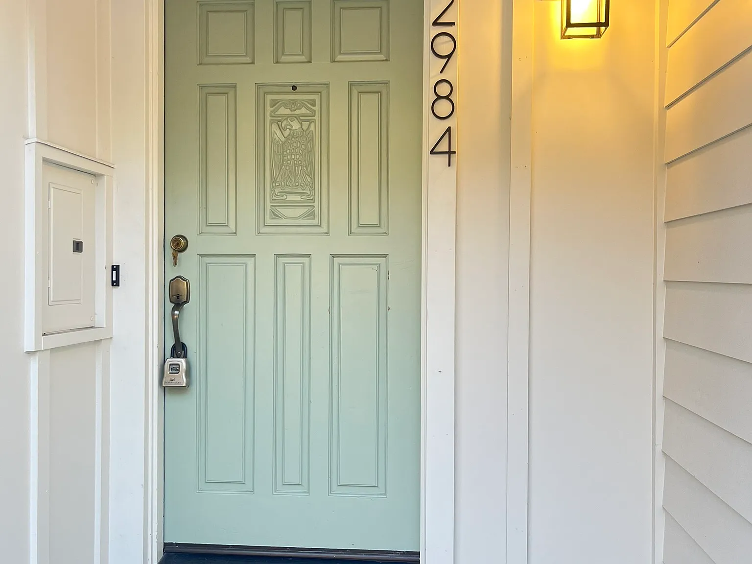2 bed, 1.5 bath, 1116 sqft, $2,400 — Photo 3