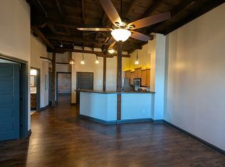 126 W A St APT 2E, Belleville, IL 62220