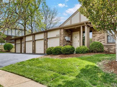 2315 Seven Pines Dr Unit 1, Saint Louis, MO, 63146