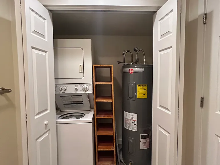 1931 E Copper Ranch Ln #E — Photo 12
