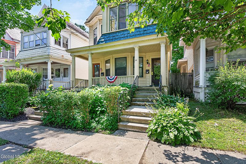 4th image of 28 Kent Street