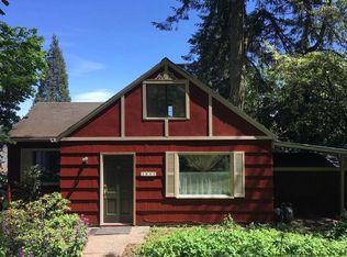 1697 Riverview St, Eugene, OR 97403