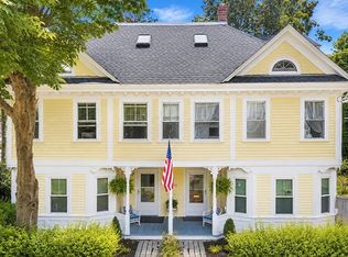 24 Desmond Ave #C, Manchester, MA 01944
