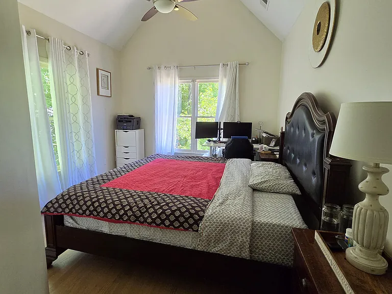 1210 Beacon Hill Xing — Photo 25
