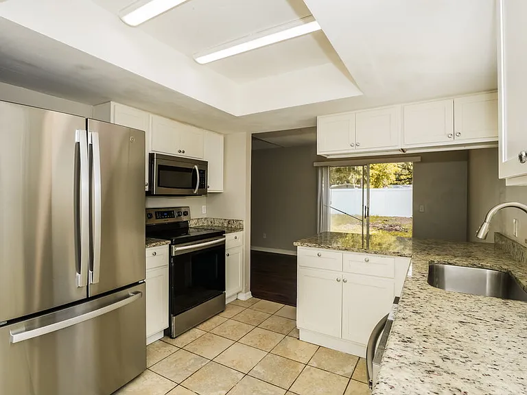 1670 Palm Leaf Dr — Photo 9