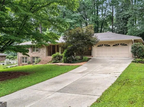 3557 Hershey Ln, Tucker, GA 30084