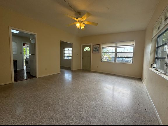 4th image of 1869 Karolina Ave
